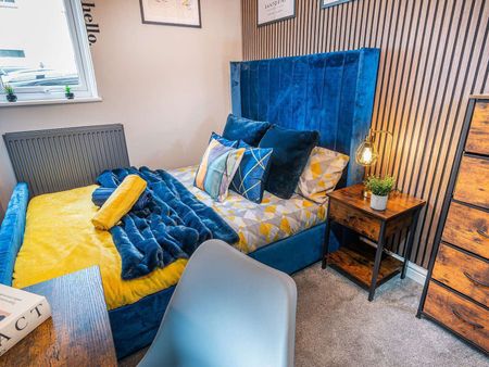 Stunning Property in the Heart of Old Town!!! Studio 2 - Photo 5