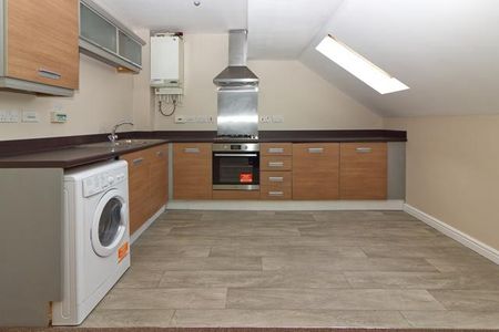 2 bedroom penthouse to rent - Photo 5