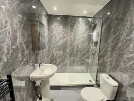 1 bedroom flat to rent - Photo 5