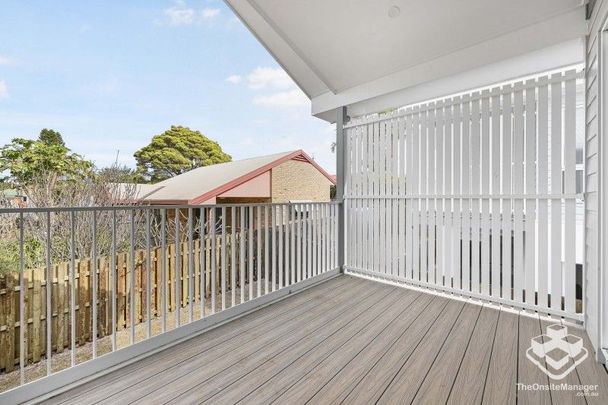 Brand New 4 Bed with Solar - Photo 1