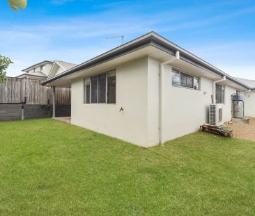 5 Palmerston Close, - Photo 1