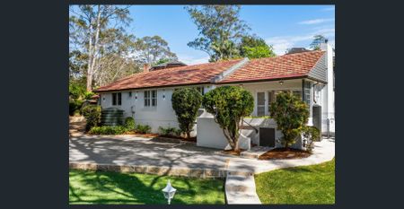 Fully Renovated Family Home - Peaceful and Convenient - Photo 4