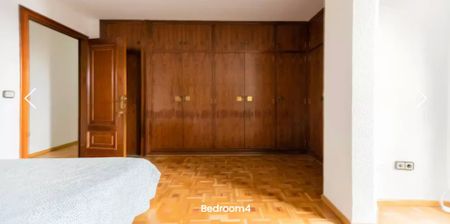 Carrer de Sant Vicent Màrtir, Valencia, Valencian Community 46007 - Photo 2