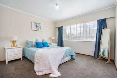 Kensington Central - Photo 2