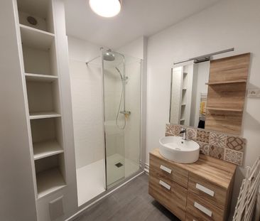 Location Appartement 3 pièces 73m² LOOS 59120 - Photo 6