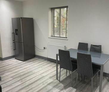 1 Bed Flat, York Place, IG1 - Photo 4