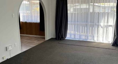 Three Bedroom Home - Photo 3