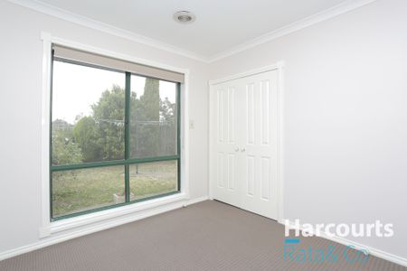 A Beautiful Blend of Comfort and Convenience - Photo 4