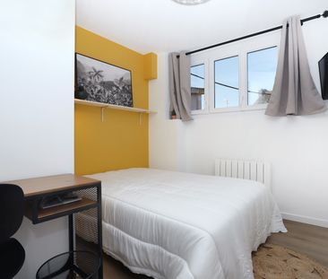 DULISCOUET G Colocation 4 chambres à Lorient - Photo 2