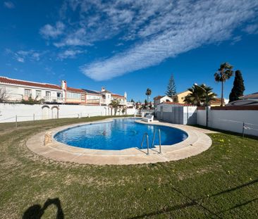 Casa adosada de alquiler en Pasaje Dorian Gray, Guadalmar - Photo 5
