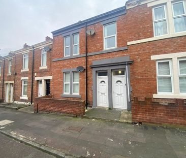 2 bed flat to rent in Chandos Street, Gateshead - Photo 2