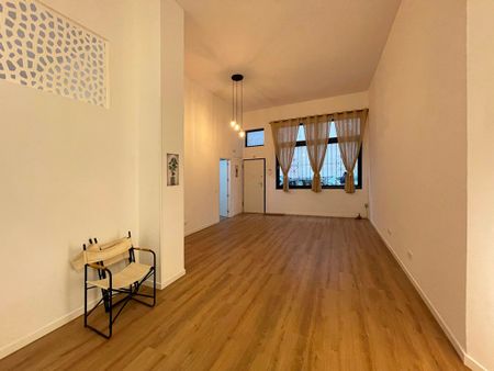 Planta baja reformada en alquiler, zona Foners, 2 dormitorios, un baño, sin muebles. - Photo 3