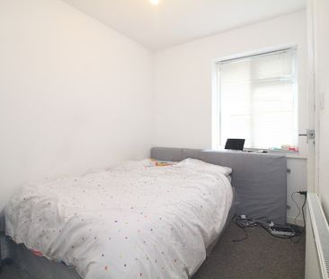 Coventry Road, Southampton - Photo 2