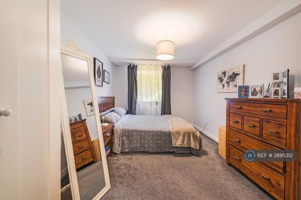 2 bedroom maisonette to rent - Photo 1