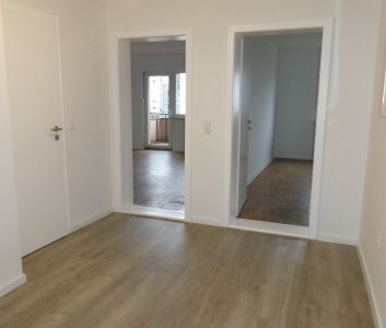 Sanierte 3 Zimmer Wohnung mit Balkon - Foto 5