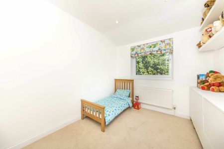 Sandpits Road, TW10, London - Photo 5