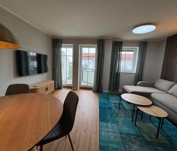 Gersthofen – Moderne, vollmöblierte 2-Zimmer-Wohnung mit Einbauküch... - Photo 1