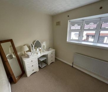 35 Glenalina Park, Belfast, BT12 7LD - Photo 3