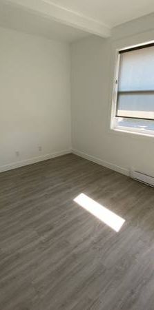 Brand New 2 bedroom close to VIU & Nanaimo hospital 6 months free wifi - Photo 1