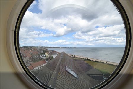2 bed apartment to rent in St. Annes Road, Bridlington, YO15 - Photo 2