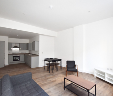 Two double bedroom furnished apartment close to Nottingham Train St... - Photo 4