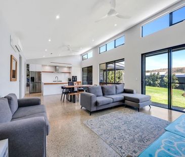 5 Firetail Rd, Chiton SA 5211 - House For Rent | Domain - Photo 2