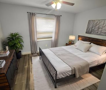 For Lease - 717 Activa Avenue, Kitchener, Ontario - Photo 3