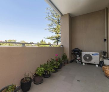 4/3 Silas Street, - Photo 2