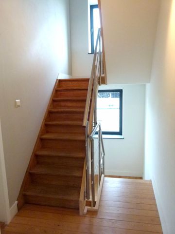 Moderne woning met 2 (3) slpk. en terras in centrum Halen. - Photo 4