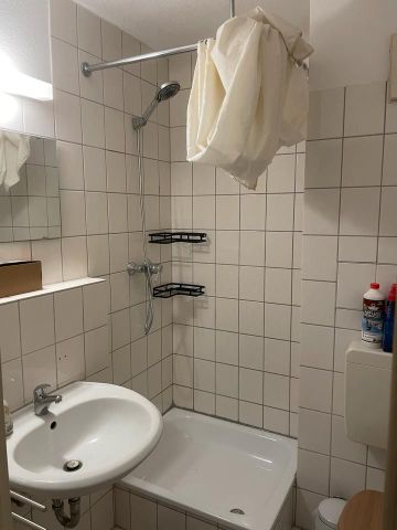 Charmante 1-Zimmer-Wohnung, Einbauküche, Balkon, Tiefgaragenplatz - Foto 5