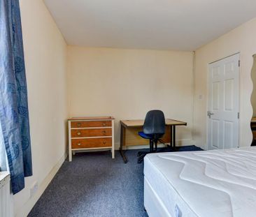 4 bedroom house to rent - Photo 4