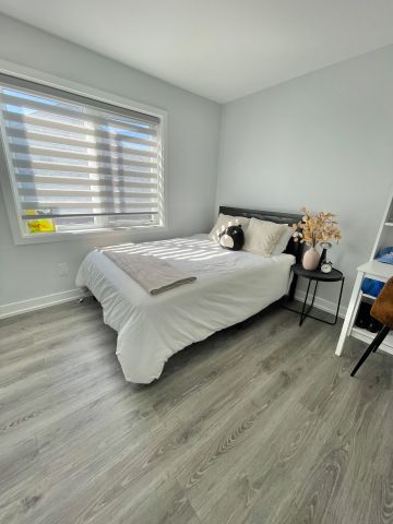 For Lease - 232 Anyolite Private, Barrhaven, Ontario - Photo 3