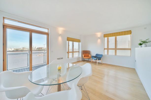 John Harrison Way Millennium Village SE10 - Photo 1