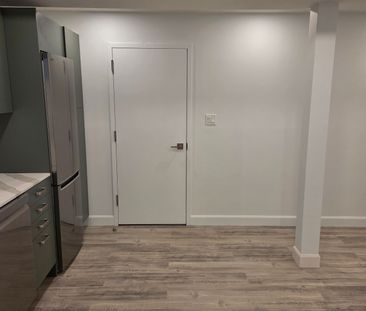 For Lease - 126 Lawrence Avenue Unit# Lower, Toronto, Ontario - Photo 6