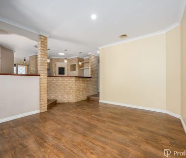 Plenty of parking for all your toys - Photo 6