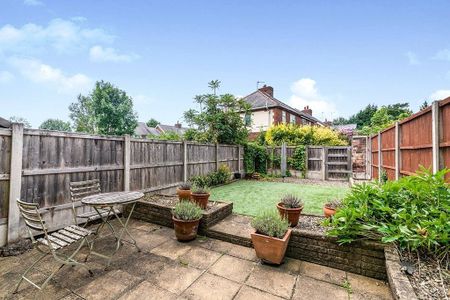 2 bedroom terraced house to rent - Photo 4