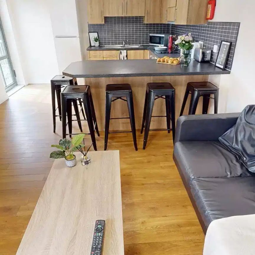 Gold Ensuite - Photo 1