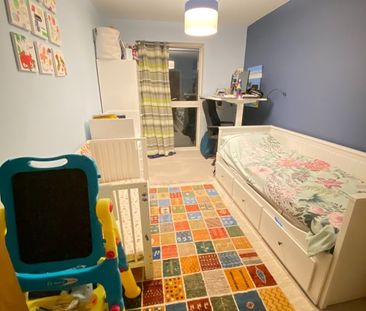 2 Bed Flat, Lyon Road, HA1 - Photo 1