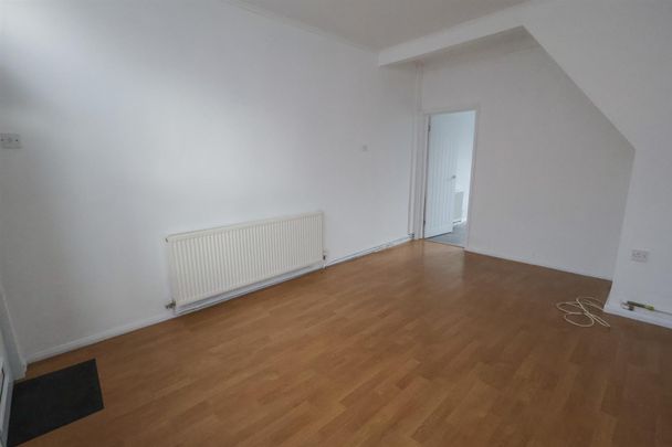 Prospect Road South, Redditch - Photo 1