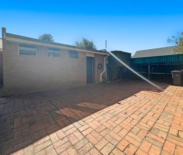 14 Pescott Street, Newtown - Photo 5