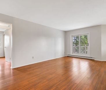 For Lease - 270 Lorry Greenberg Drive Unit# 218, Hunt Club - South ... - Photo 6