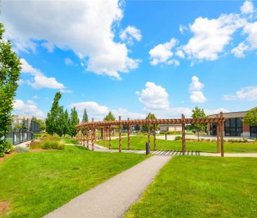 For Lease - 16 Lacorra Way, Brampton, Ontario - Photo 5