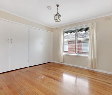 PRIME LIVING, PERFECT CONVENIENCE - Photo 6