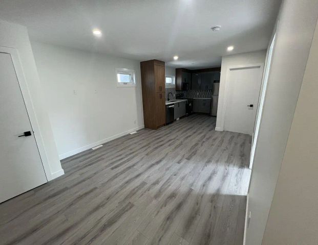 2 Bedroom Garage Suite — 2 Bedrooms Garage Suite - Photo 1