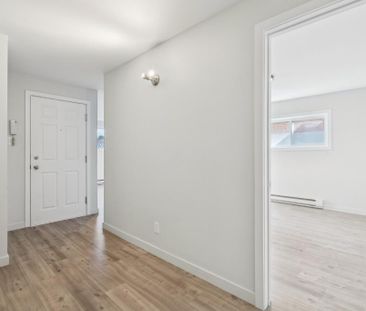 🏡 1 MOIS GRATUIT – Superbe 4 ½ rénové à Salaberry-de-Valleyfield ! ... - Photo 2