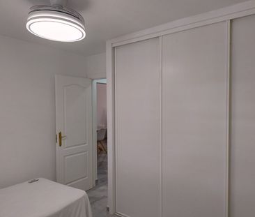 Middle Floor Apartment in Fuengirola - Photo 5
