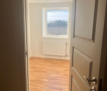 Hässelby, Harbo - Photo 4
