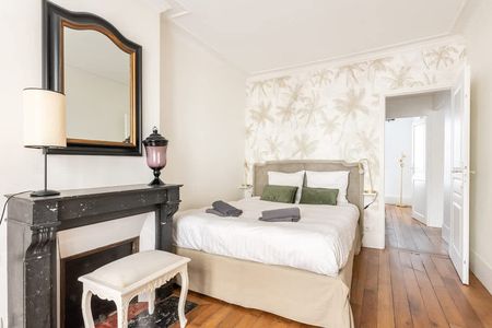 Rue du Champ de Mars - Photo 3