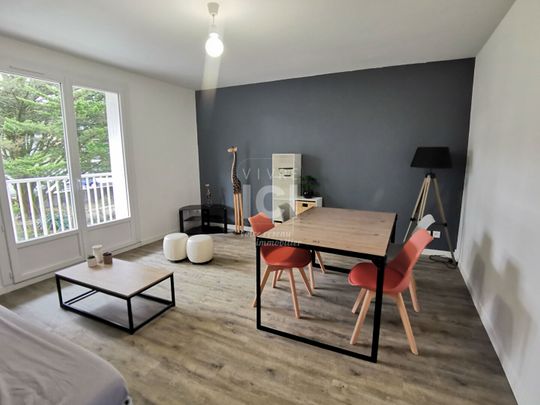 Appartement Nantes 3 pièce(s) 61.79 m2 meublé avec stationnement - Photo 1