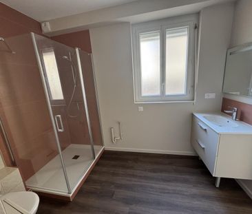 Location Appartement 3 pièces 81m² ANGERS 49100 - Photo 6